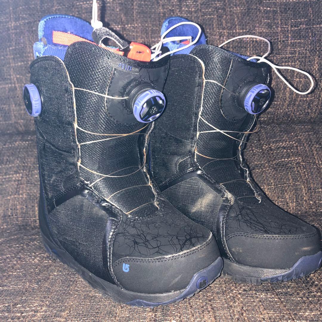 バートン　スノーボードブーツ　ボアシステム付き　ジュニア　女性　男性