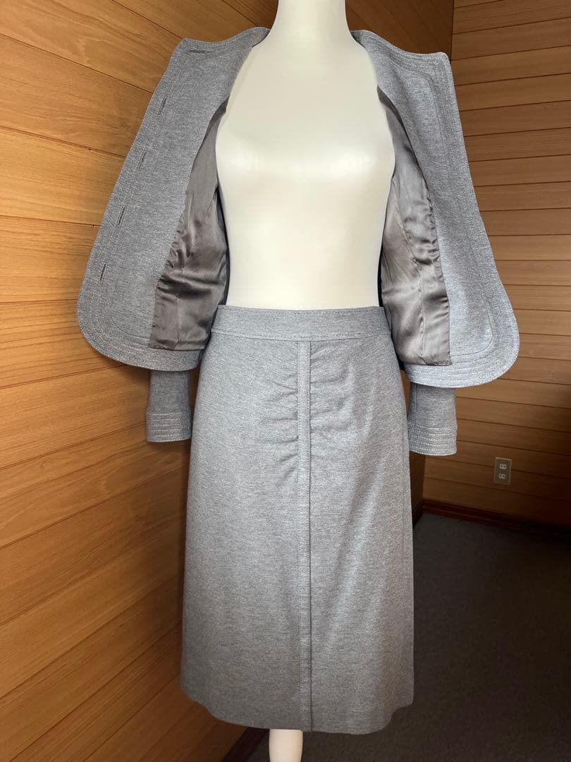 じゅんまま様【yoshie inaba】ヨシエイナバ 上質素材丸首セットアップ