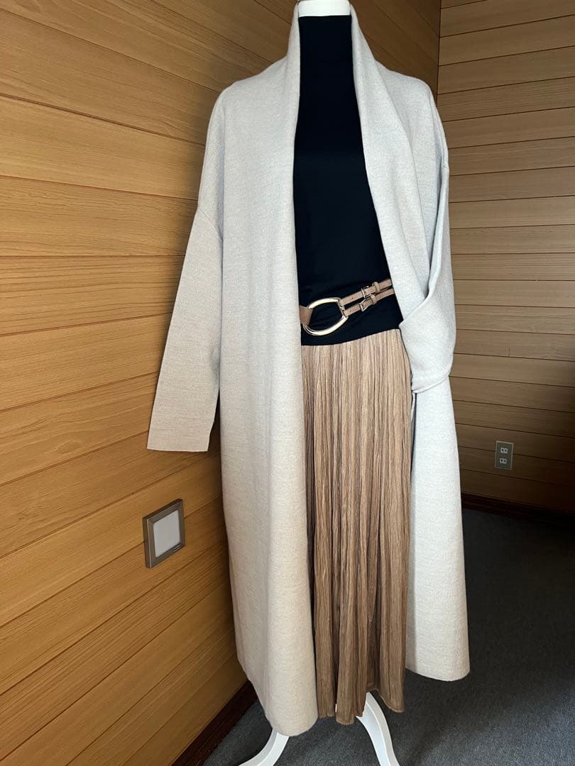 じゅんまま様【yoshie inaba】ヨシエイナバ 上質素材丸首セットアップ