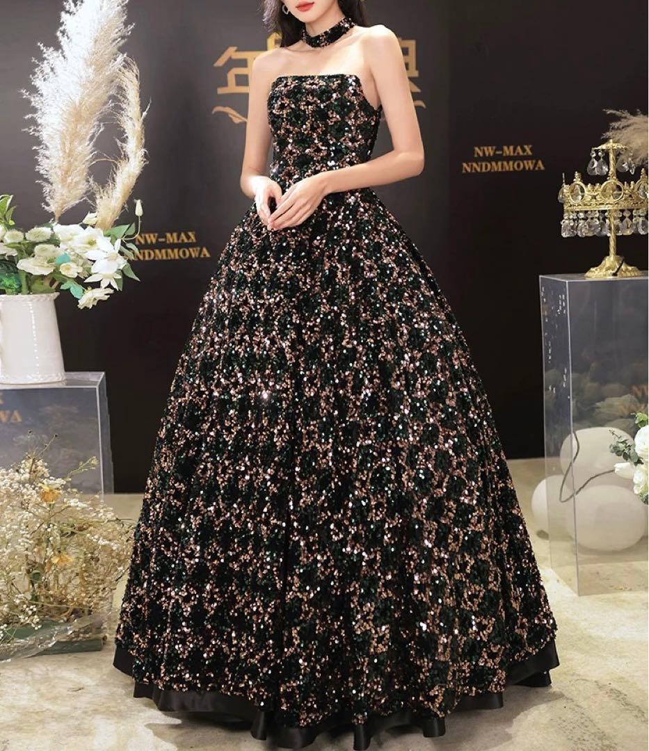 スパンコールが煌びやかでオシャレな柄のベア イブニングドレス