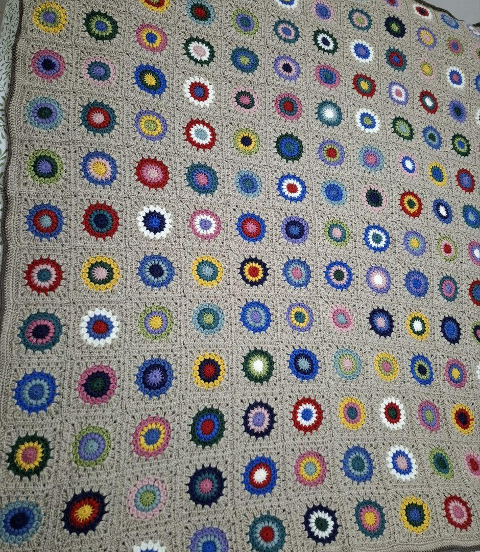 手編み　モチーフ　ブランケット