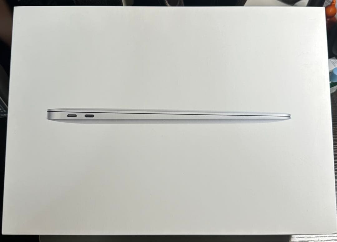 MacBook Air シルバー 256GB 若干ジャンク品