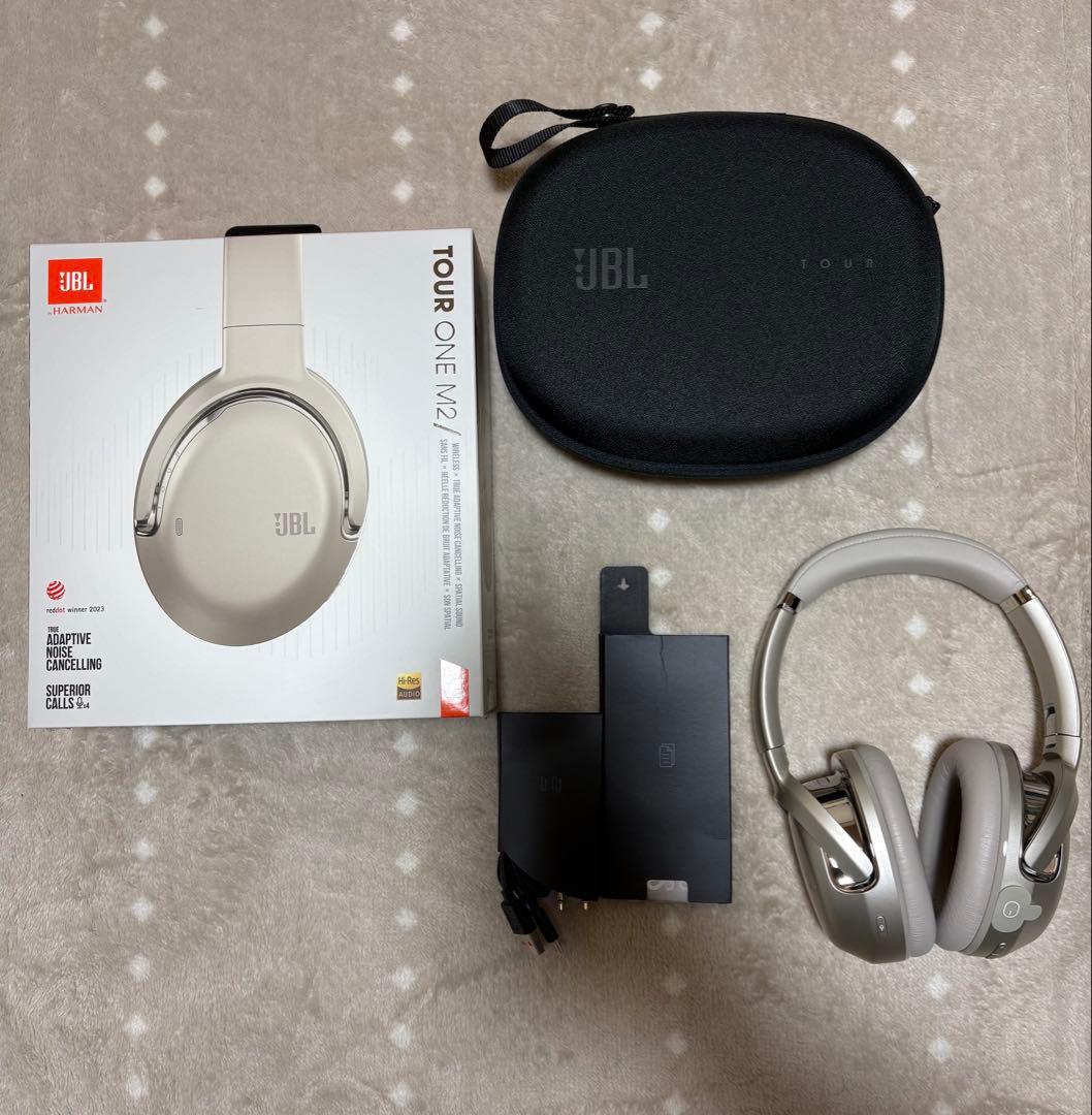 JBL Tour One M2 ワイヤレスヘッドホン
