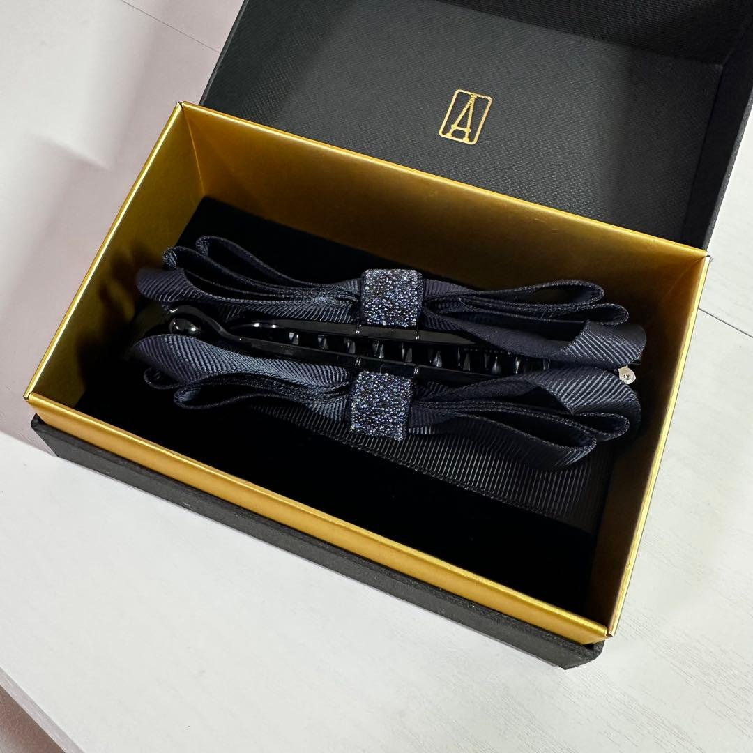 コンプレックスビズ　バナナクリップ　ネイビー