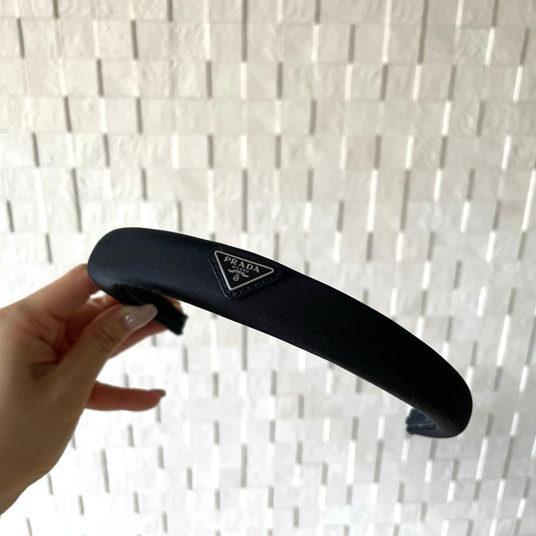 PRADA ブラック　カチューシャ