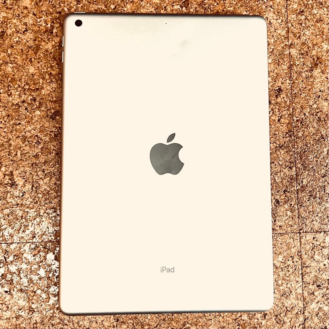 Apple iPad 第7世代32Gシルバー 本体