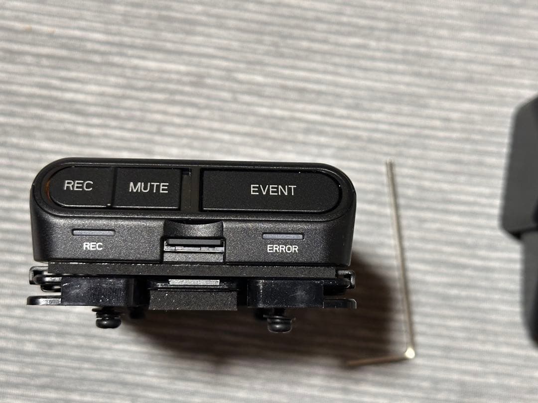 ただーだ　スバル純正ドライブレコーダー アウトバックBT-5