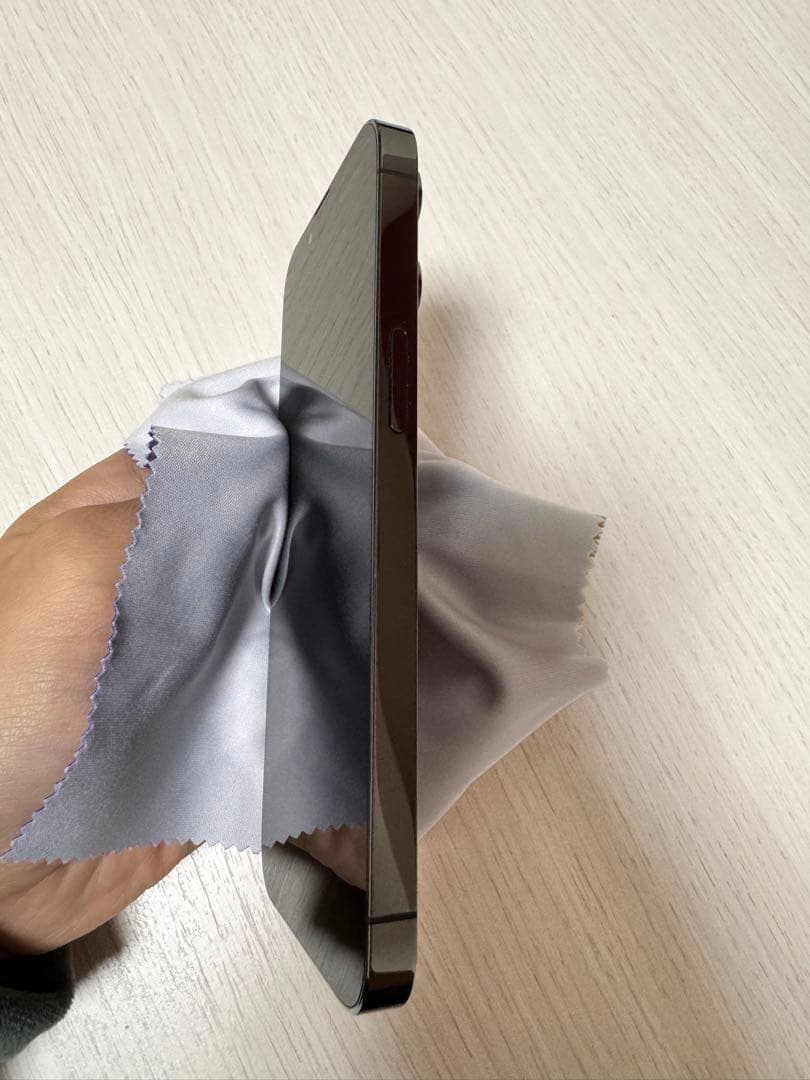 Apple iPhone 13 Pro 箱、付属品なし