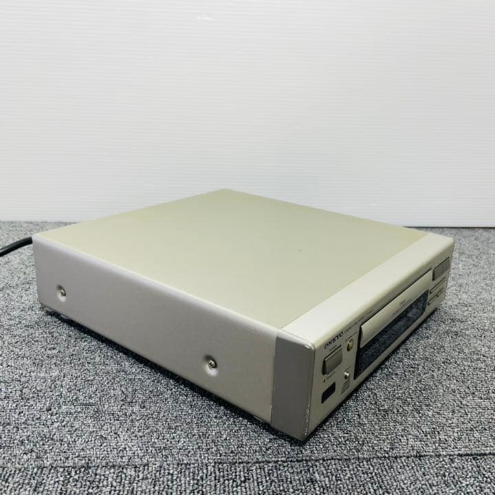 ONKYO CDプレーヤー　C-711M LTD
