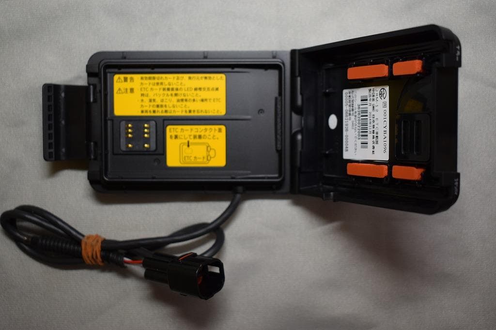 オートバイ専用　ETC　3電源USB・シガレット・モバイルバッテリー