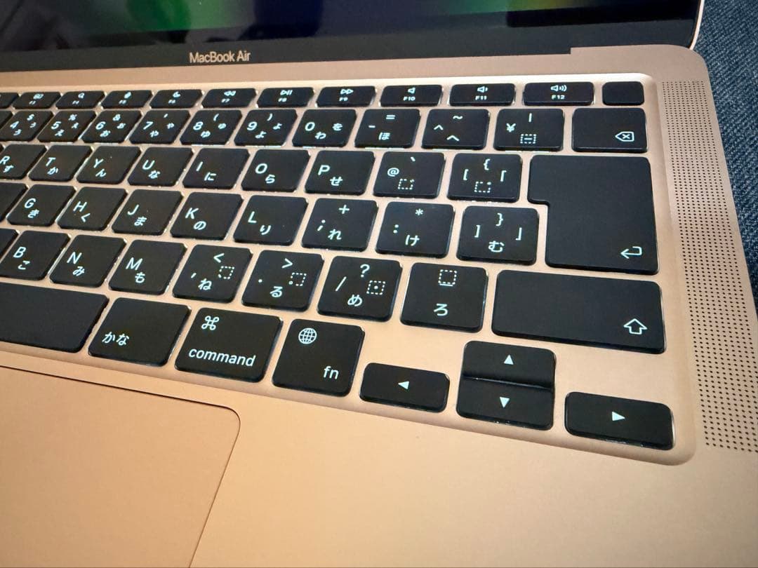 MacBook Air 2020 M1 8GB 256GB 13インチ