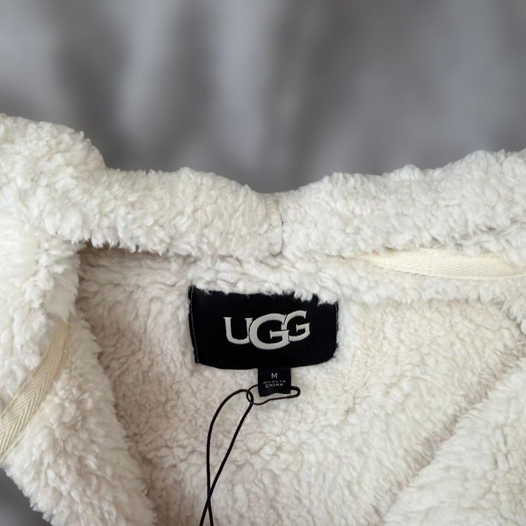 たーさん　UGG ボアパーカー