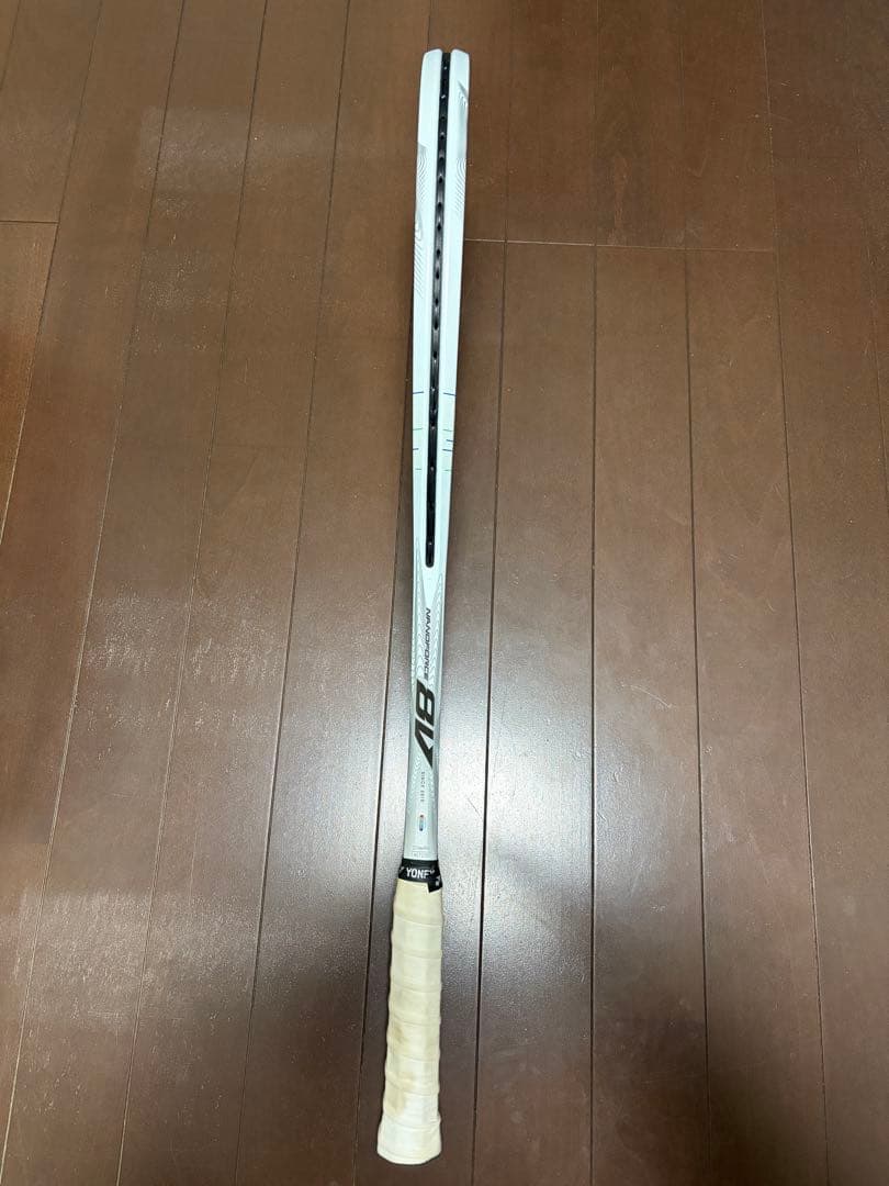 ナノフォース8v【美品】