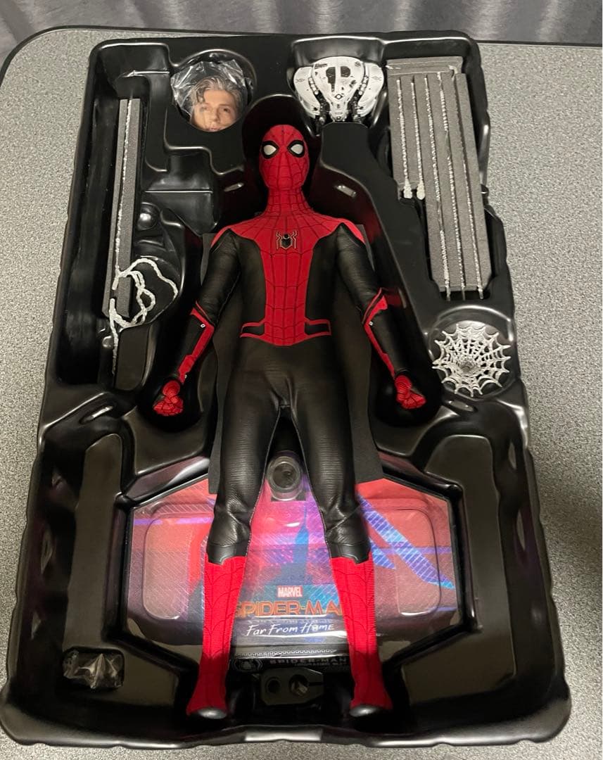 ホットトイズ　スパイダーマン　アップグレードスーツ版