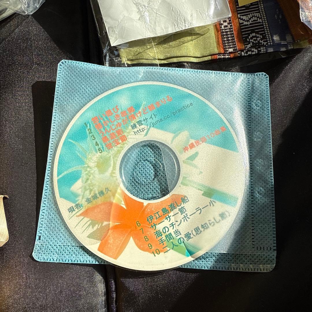 三線本体と付属品セット（ケース付き）