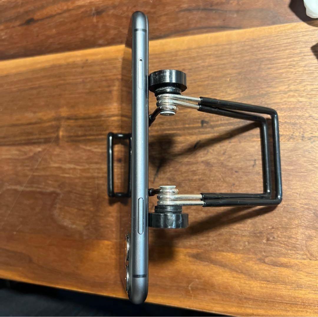 な*き様 Apple iPhone 11 ブラック 本体