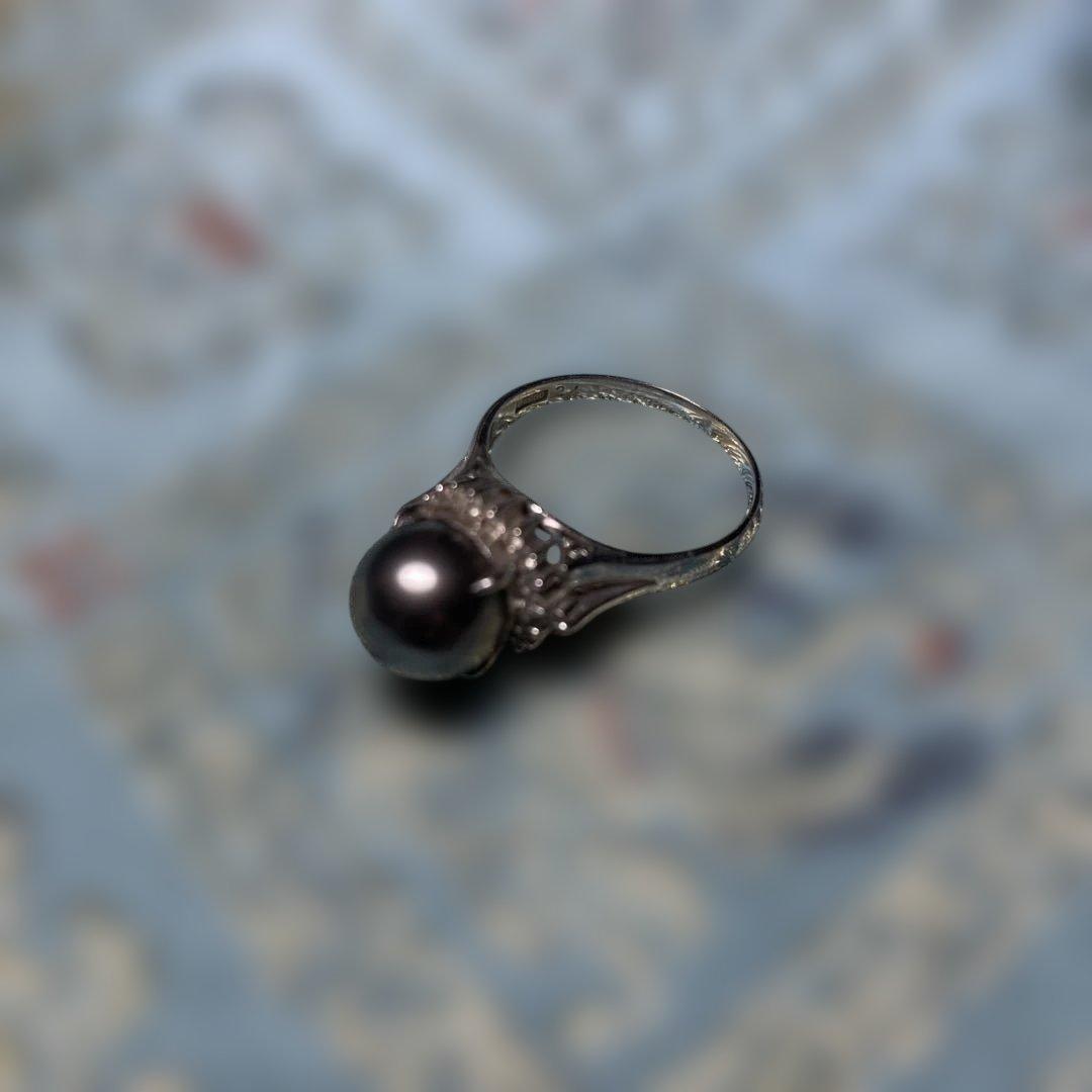 １０ｍｍ玉　黒真珠 プラチナ900リング