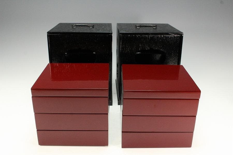 漆器 瓢窓 三段重 手提げ器 二段蓋物 弁当 一対 月見 正月(K-XA770)