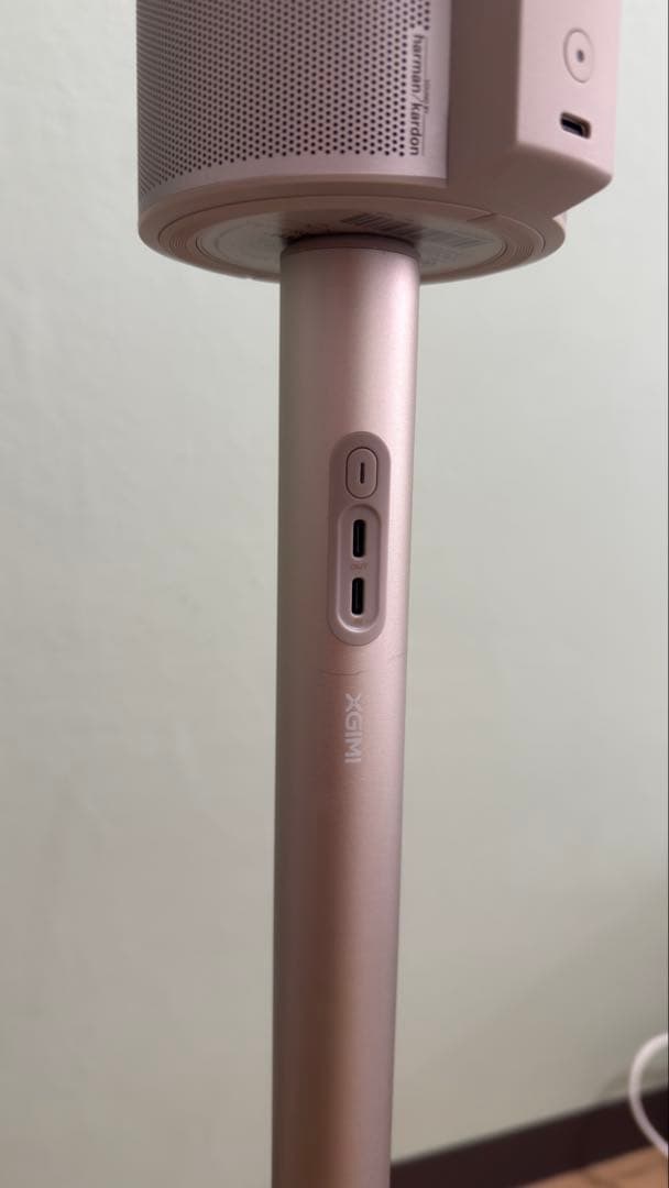 【美品】XGIMI mogo3pro プロジェクター（スタンド付き）