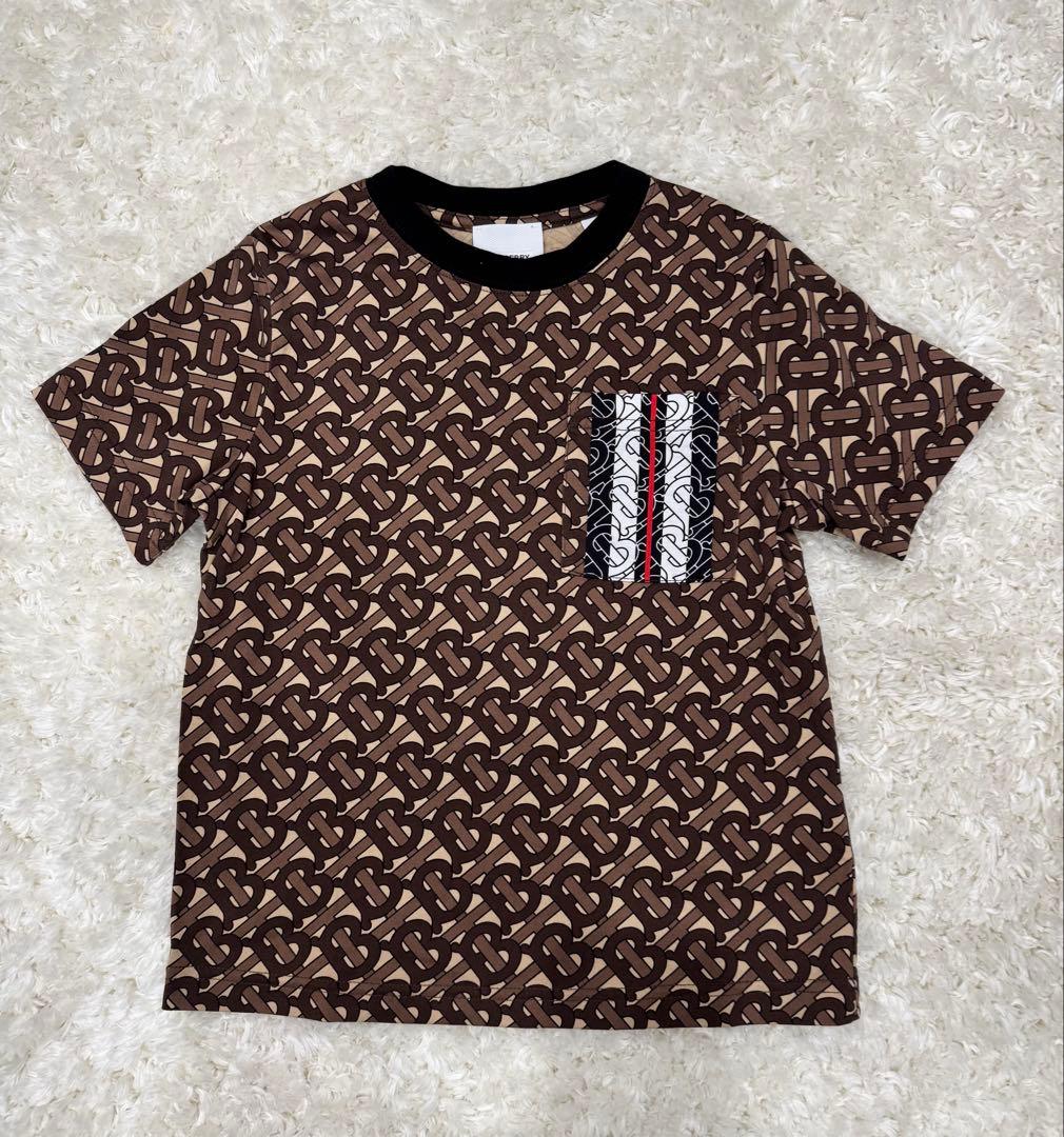 Burberry TB柄Tシャツとショートパンツ セット
