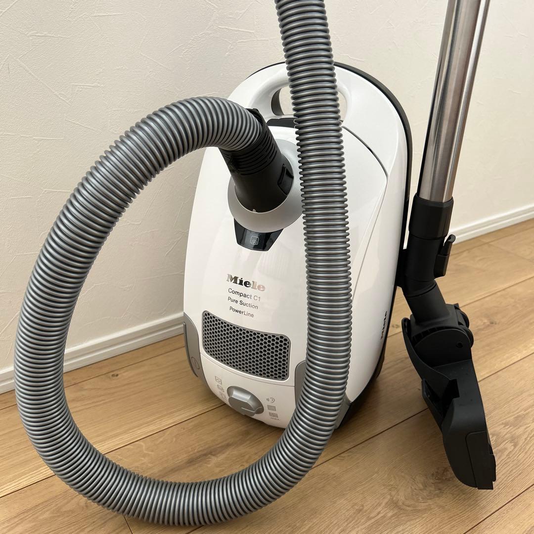 掃除機・クリーナー Miele Compact C1 SCAO 3 W Pure Suction