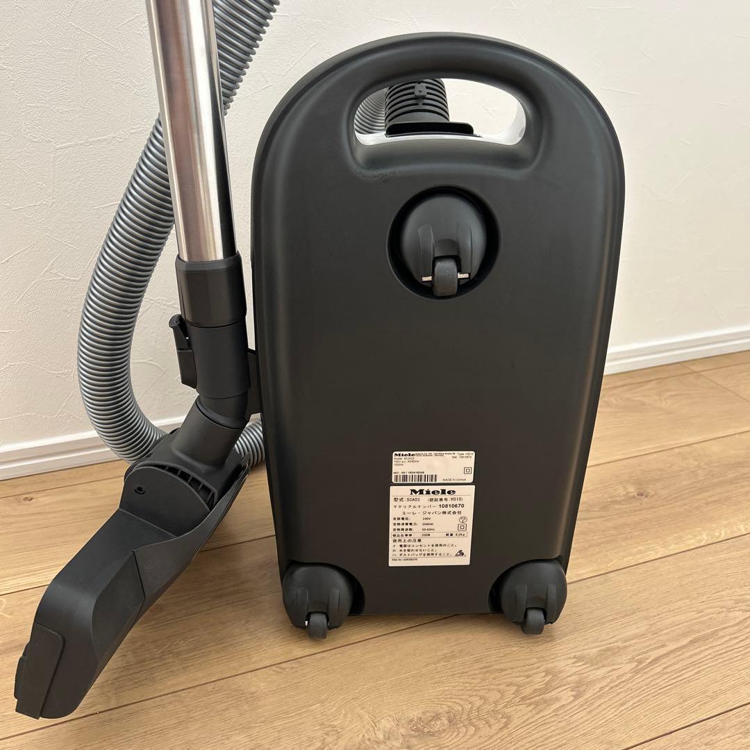 掃除機・クリーナー Miele Compact C1 SCAO 3 W Pure Suction