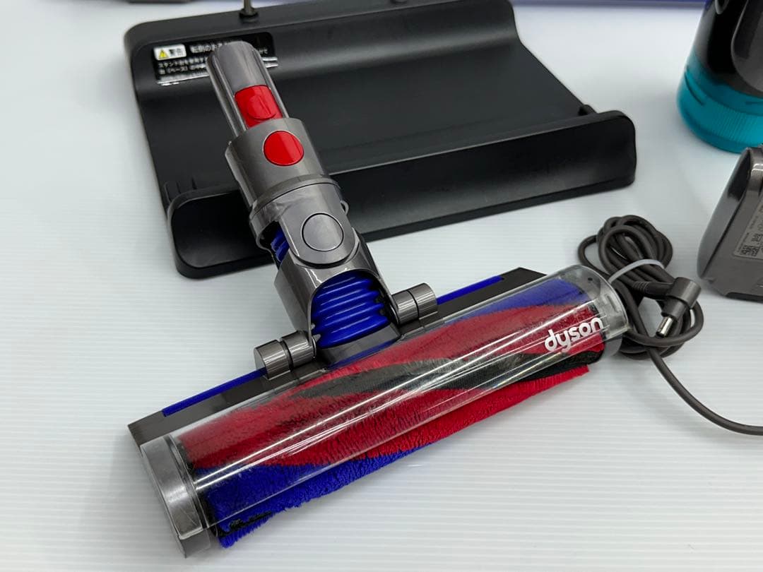 2021年製　ダイソン掃除機　SV21 本体　ヘッド　パイプ　充電器　セット