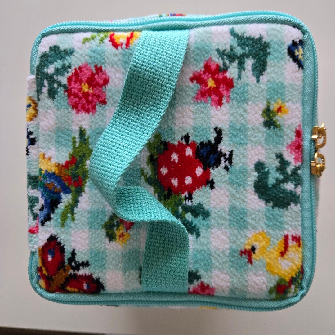 フェイラー　ハイジ3段ランチボックス&ポーチ