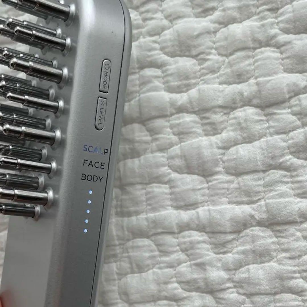 美品　SALONIA EMSリフトブラシ