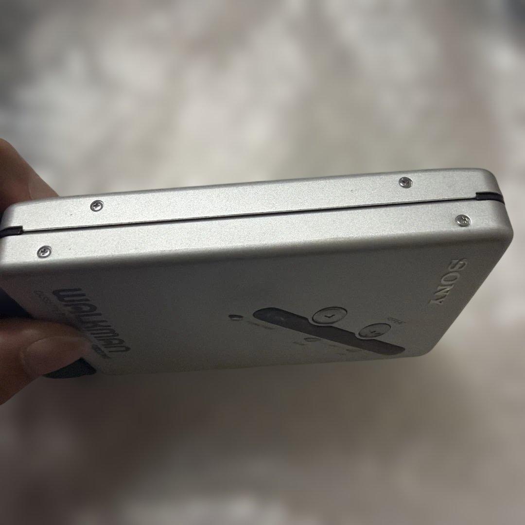 SONY カセットウォークマン WM-EX677日本製