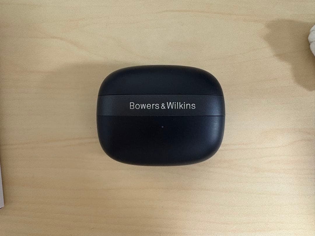 イヤホン Bowers & Wilkins Pi8