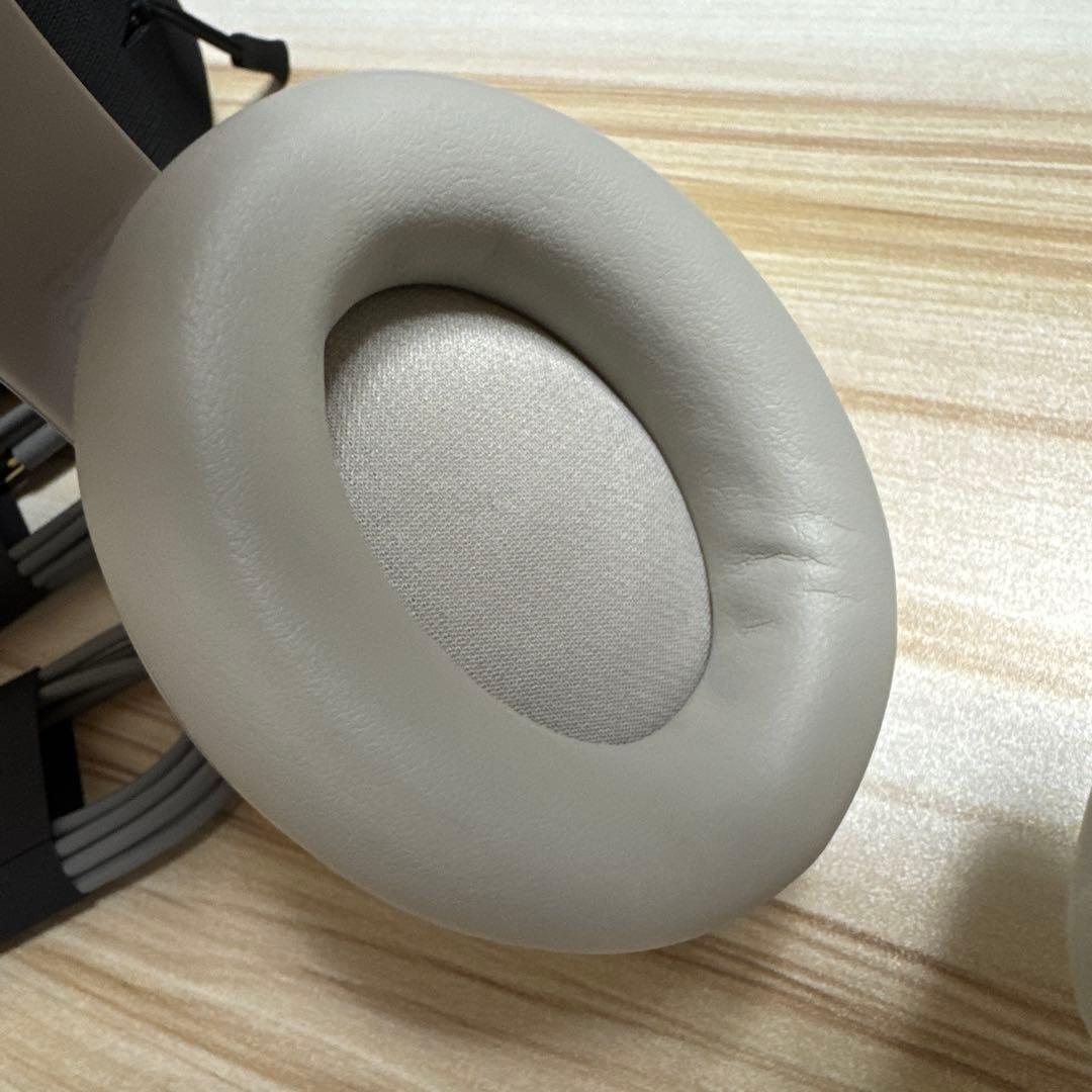 Beats studio pro ほぼ新品　サンドストーン