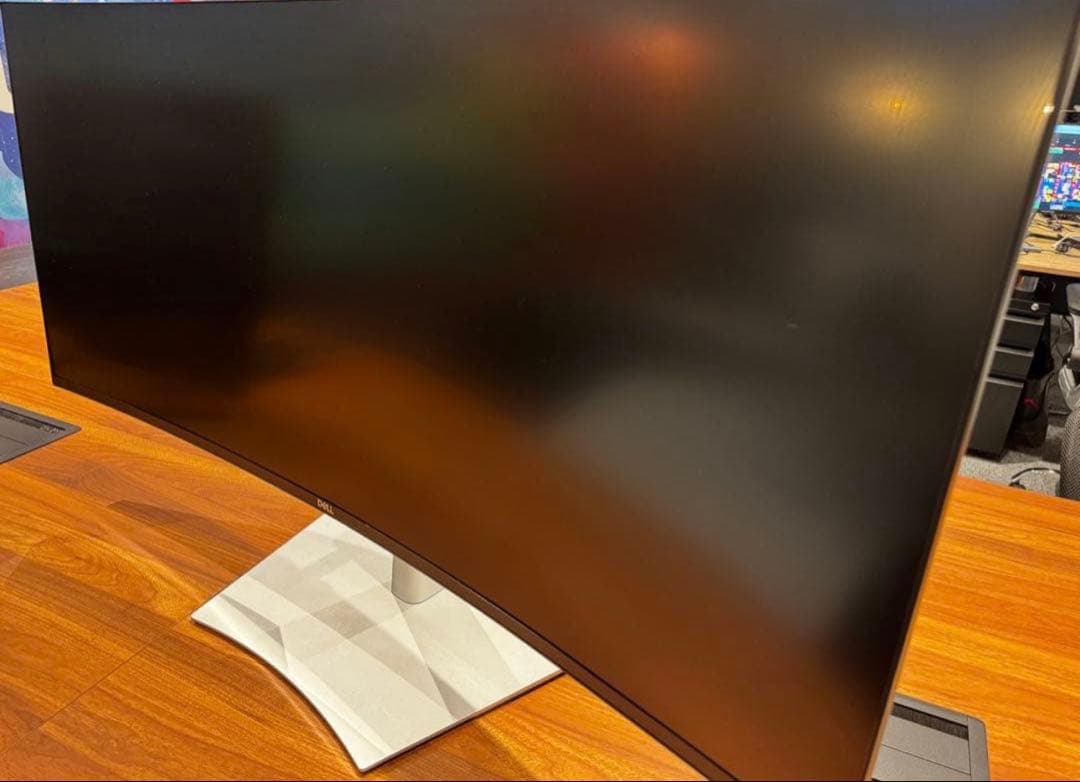 Dell U4021QW 5K2Kモニター