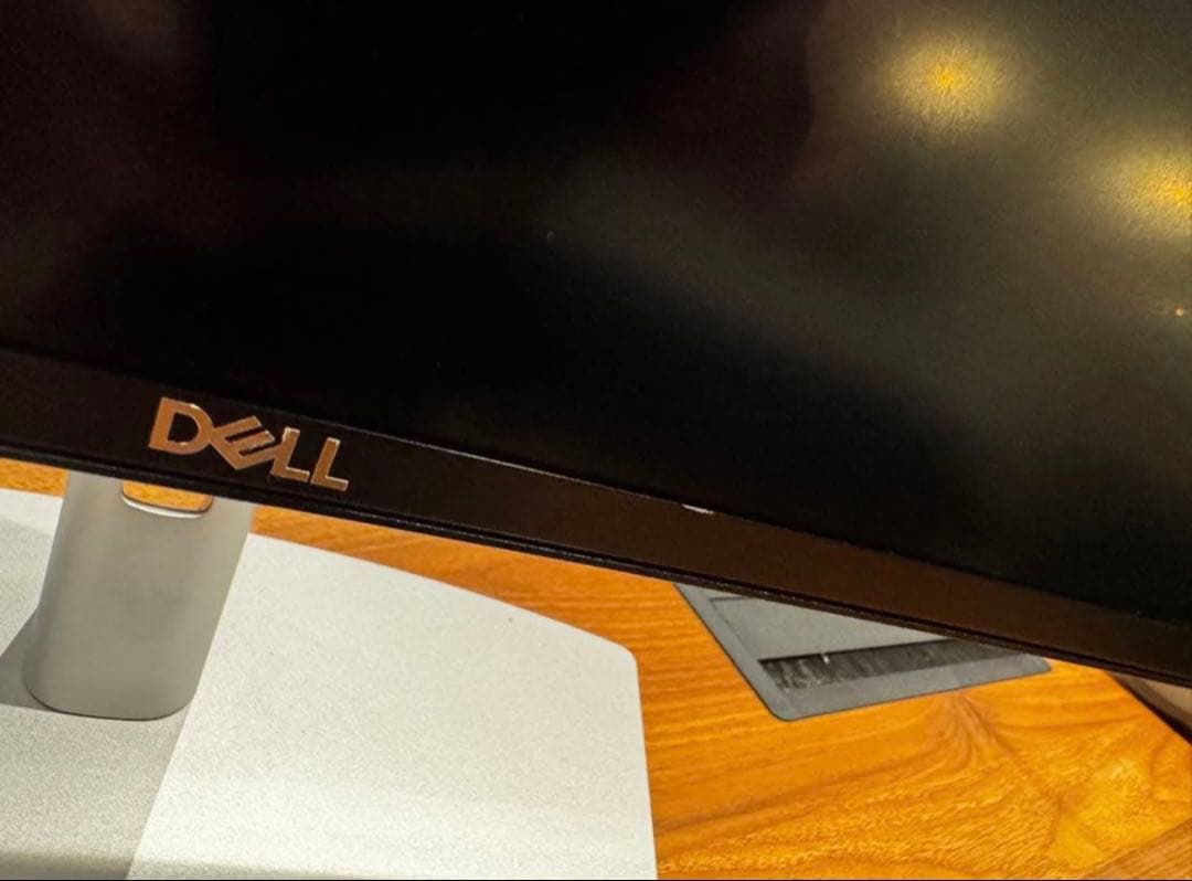 Dell U4021QW 5K2Kモニター