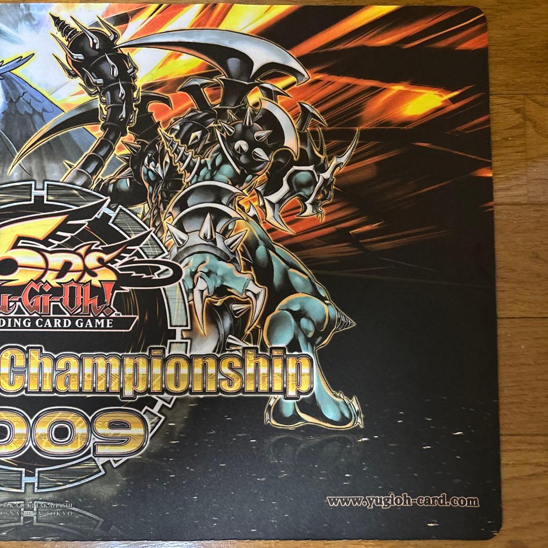 【正規品】遊戯王 英語 裁きの龍 ダークアームドドラゴン 公式 プレイマット