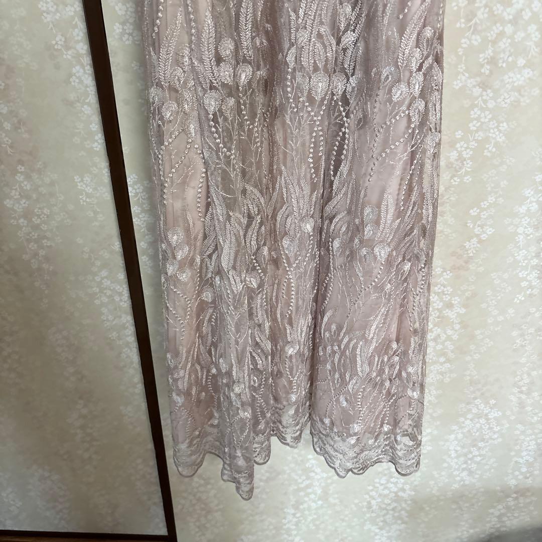 みさとページ リリーブラウン レイヤードシャイニーグラスドレス