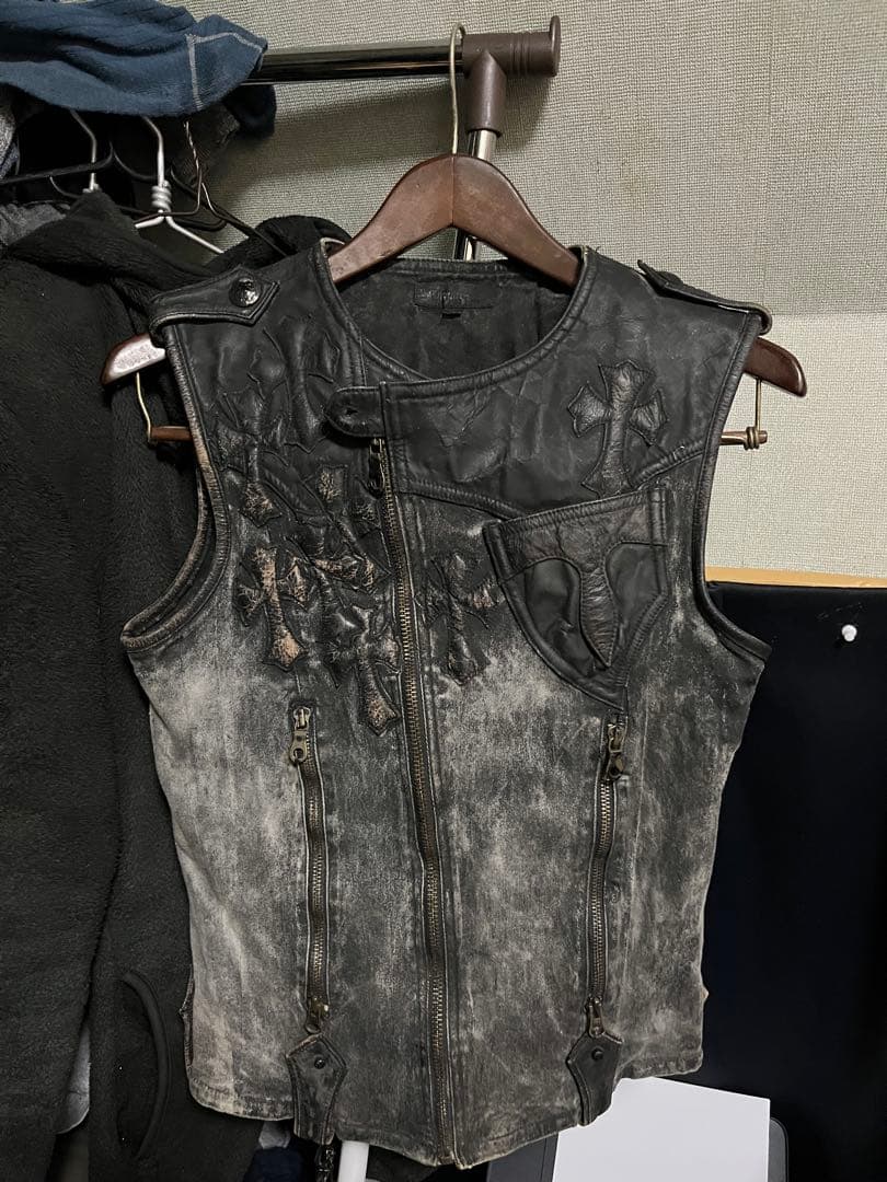 ヤスユキイシイ　Yasuyuki Ishii