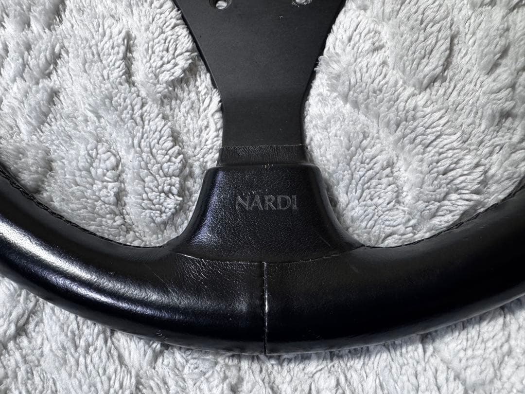 NARDI ステアリング 3スポーク (傷み少ない)