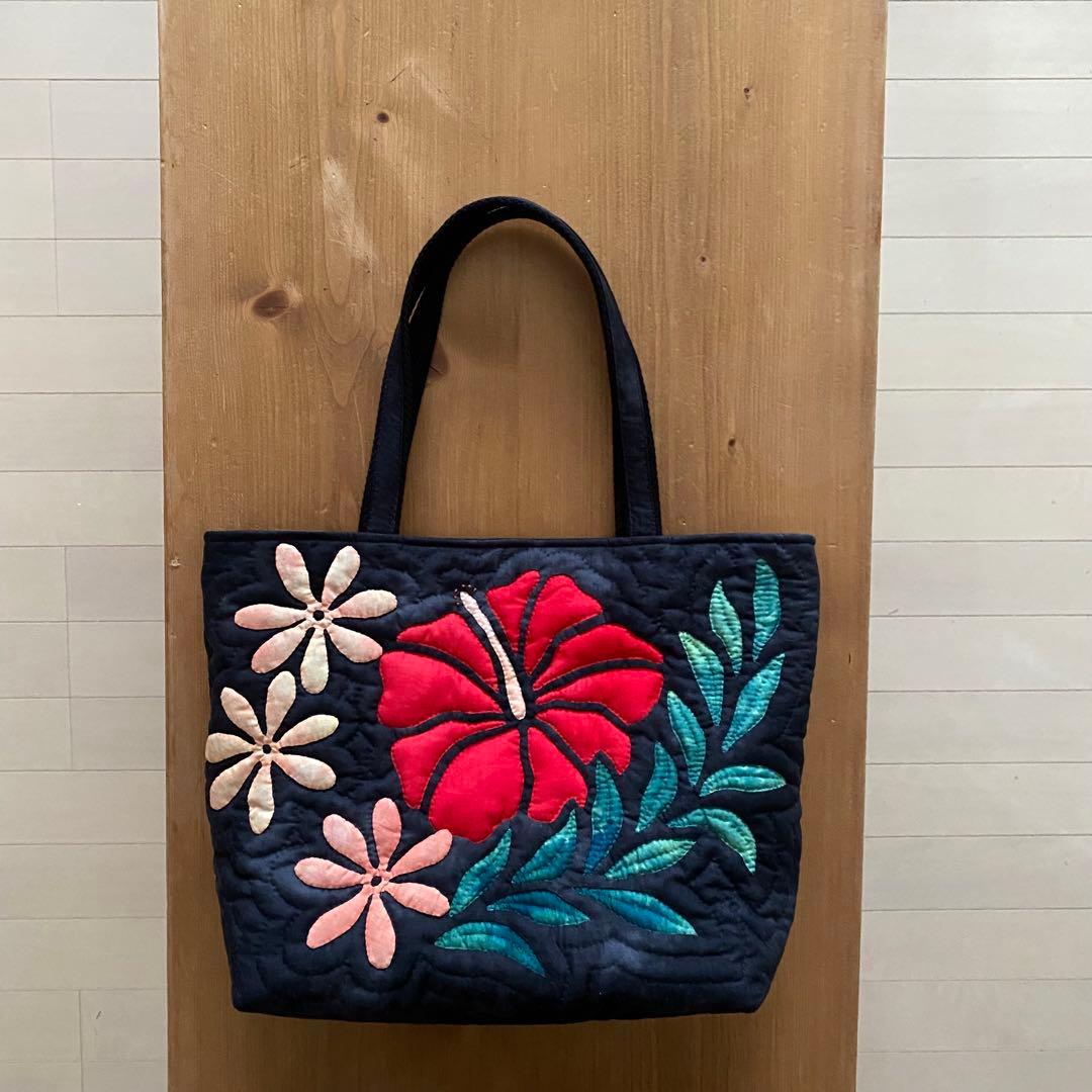 ハワイアンキルト◆トートバッグ◆ハイビスカス、ティアレ◆ハンドメイド