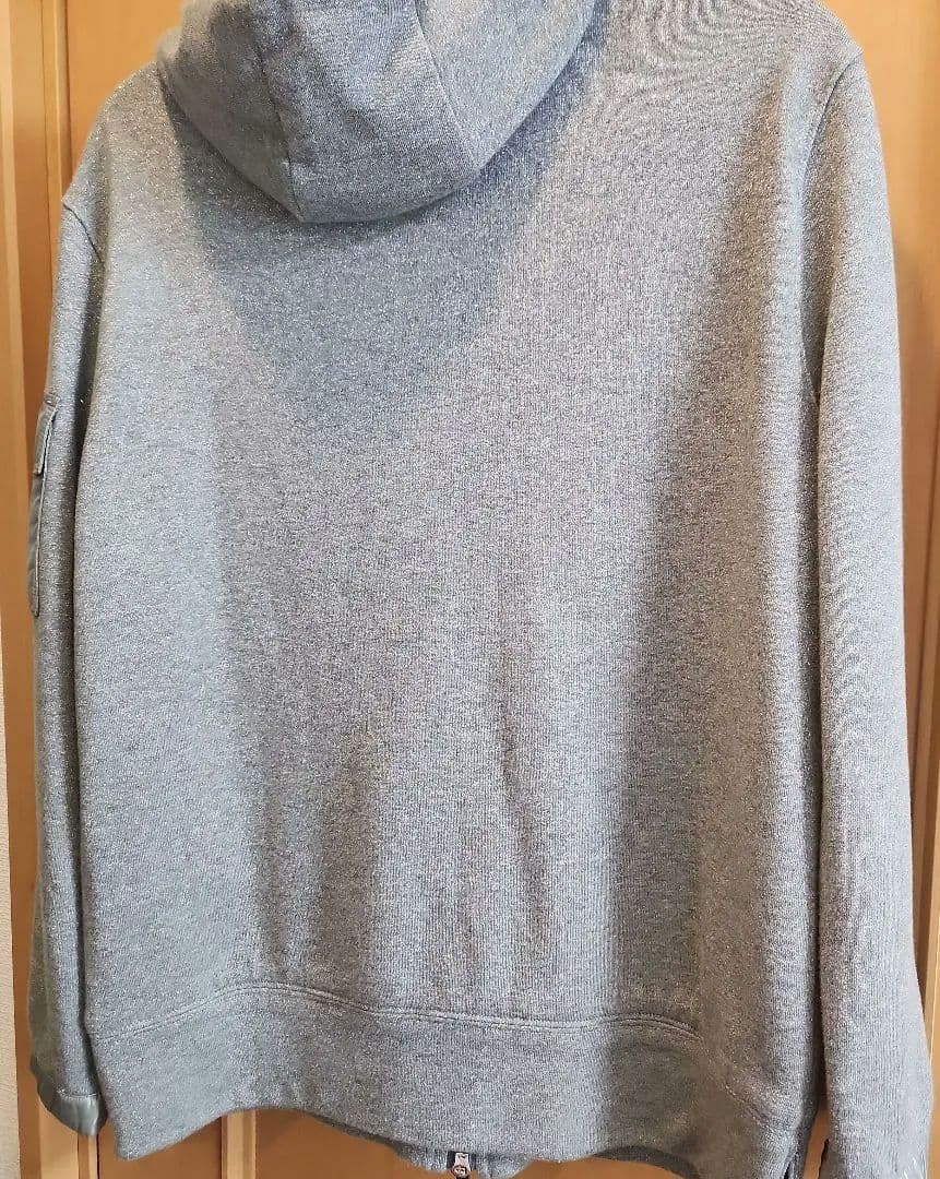 【gucci】MONCLER モンクレール⭐ラメグレーパーカーM