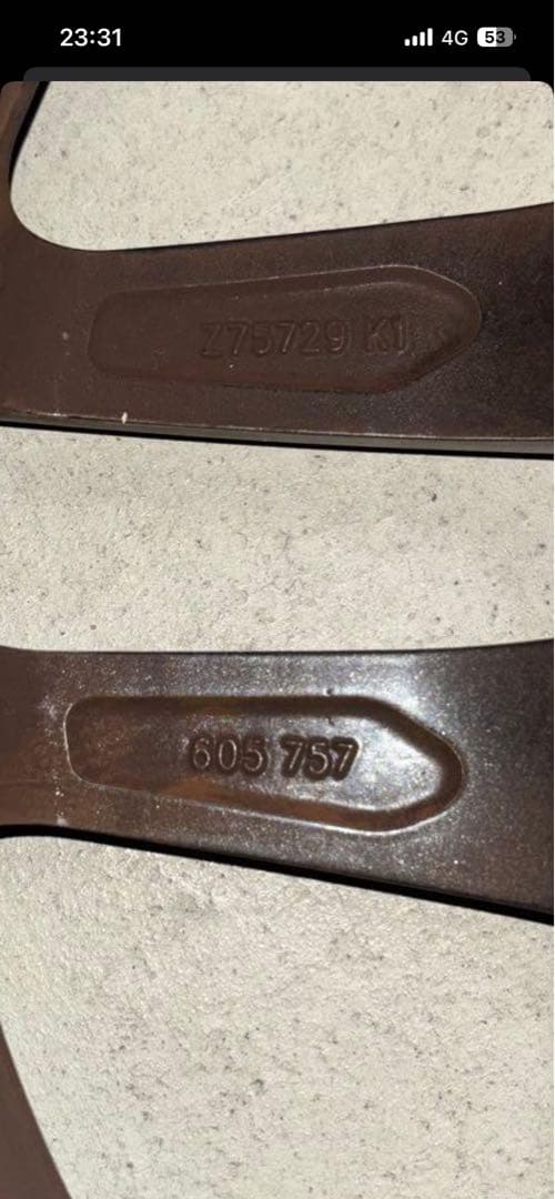 アウディA5 17インチ 225/50r17スタッドレスタイヤ