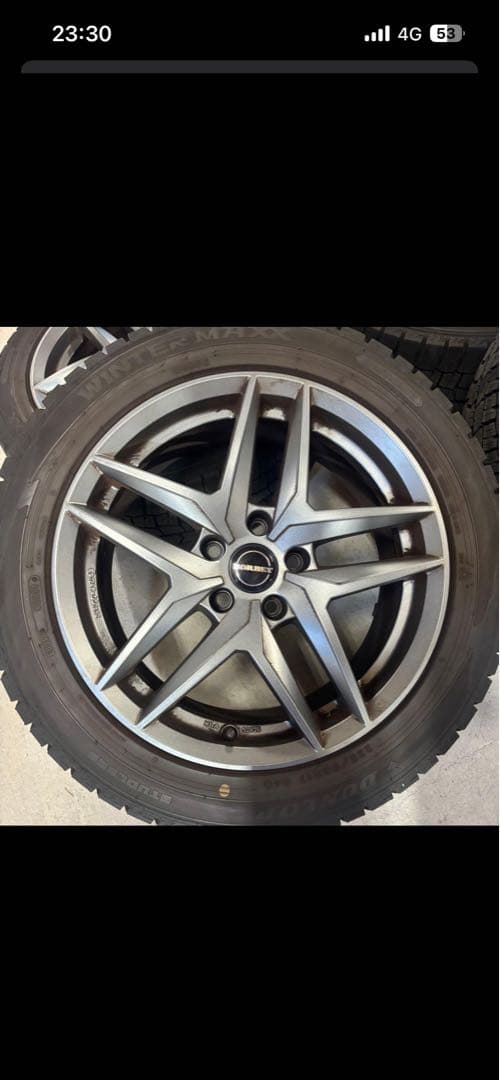 アウディA5 17インチ 225/50r17スタッドレスタイヤ