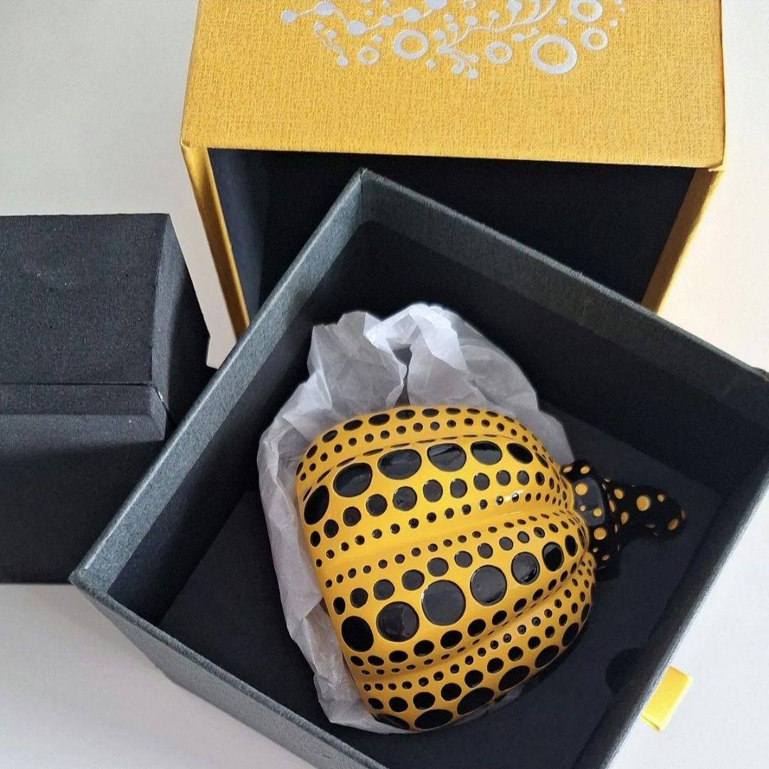 草間彌生 カボチャ型オブジェ