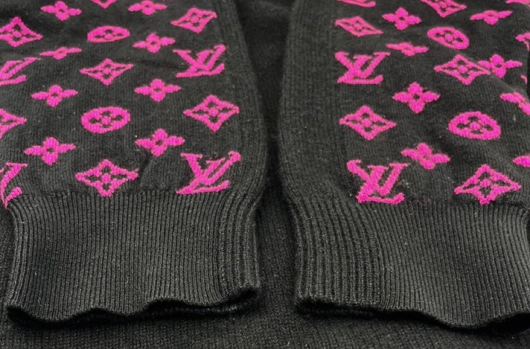 ルイ・ヴィトン ブラック クルーネック セーター