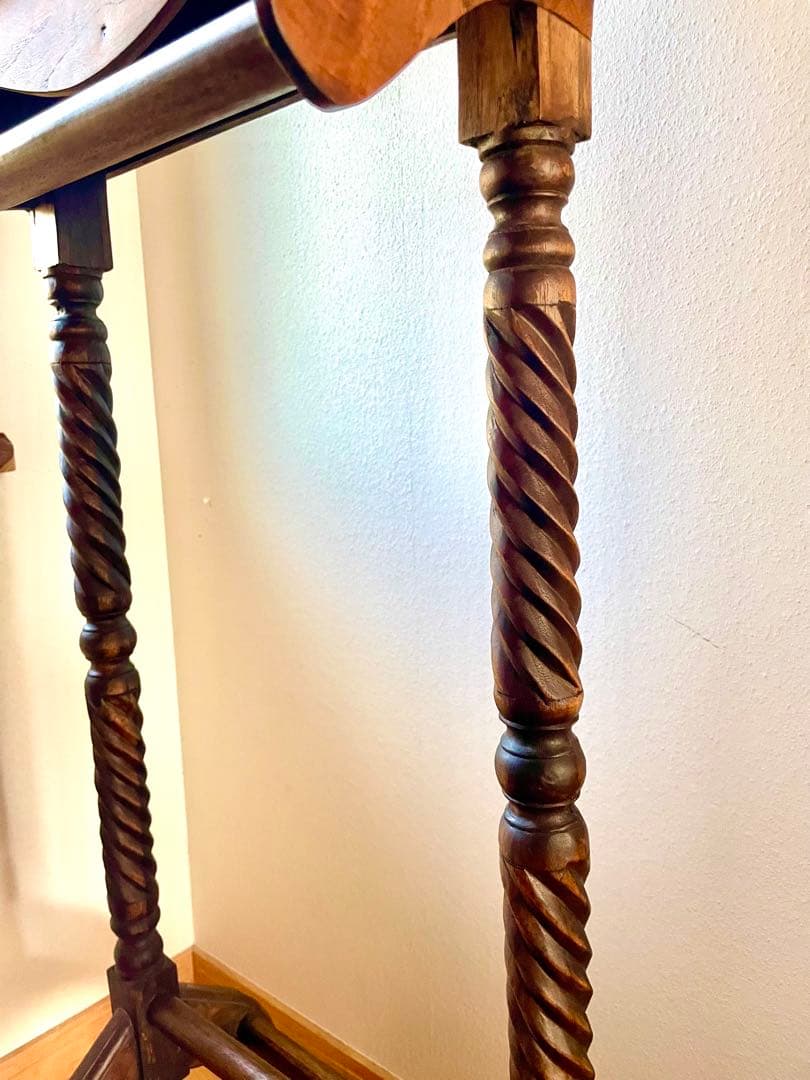 【お値引き】無垢材のハンガーラック　マホガニー　小引出　レトロ