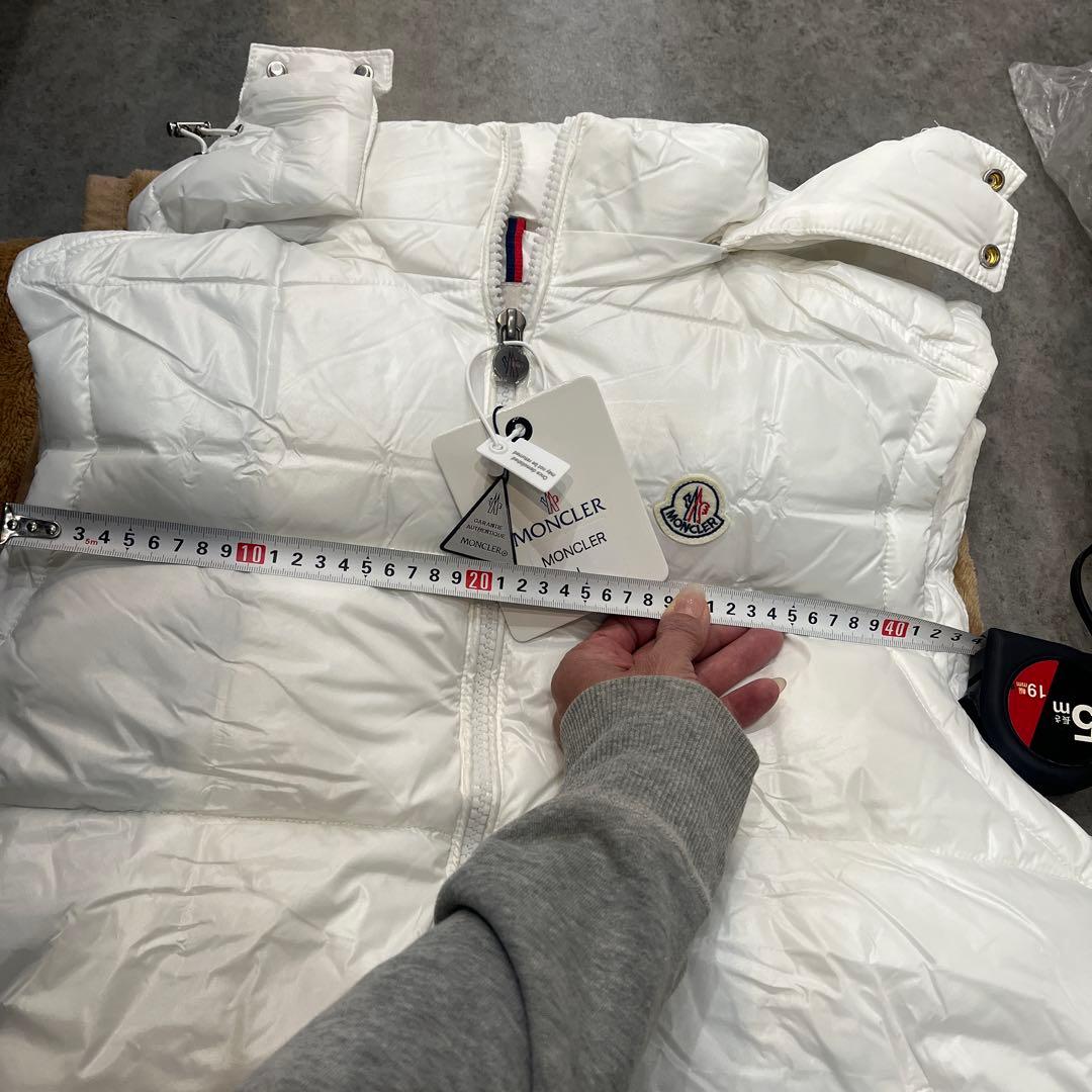 モンクレール　ダウンベスト　メンズ　ホワイト　Lサイズ　一点限り　MONCLER
