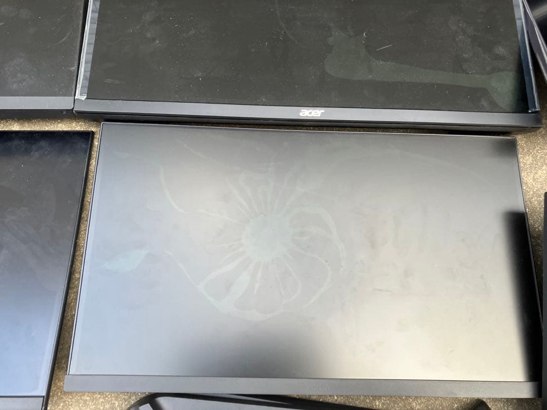 ディスプレイモニター　１６台　まとめ　ジャンク　部品取り　PC ゲーム