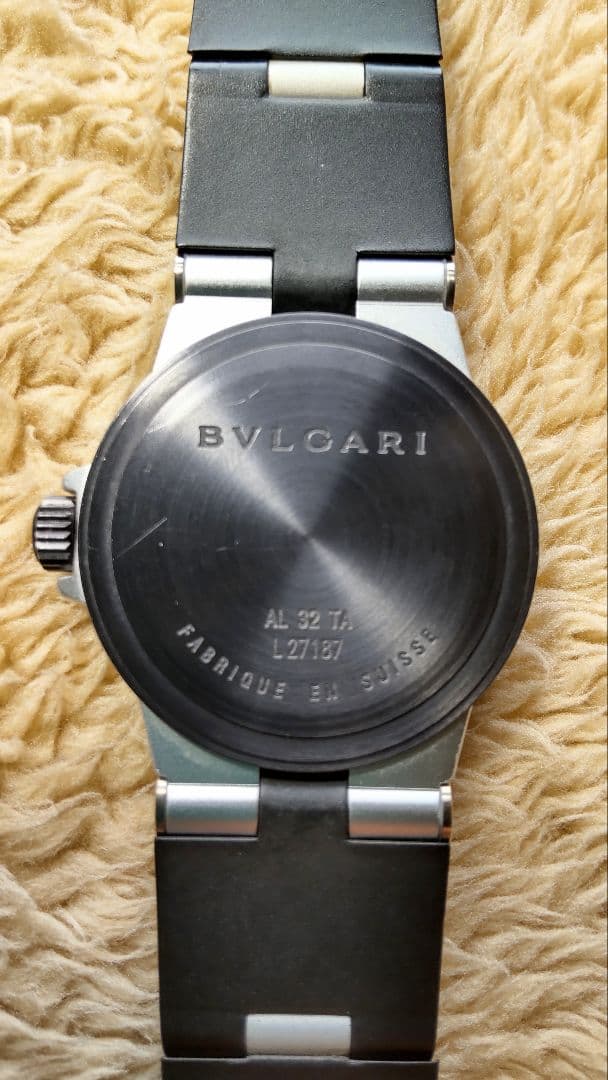 ブルガリ (BVLGARI) アルミニム シルバー文字盤 AL32TA
