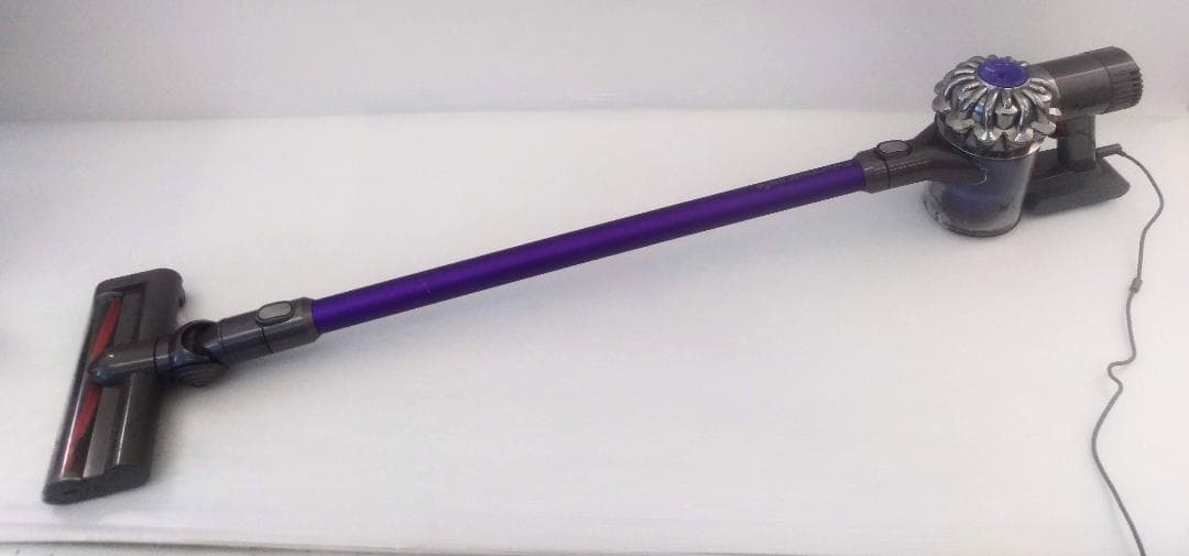 ●V6●ダイソン コードレススティック掃除機●dyson