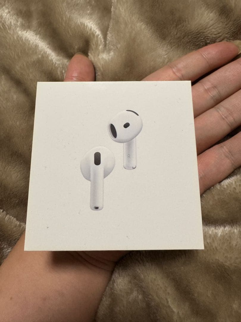 W*i様 Air Pods4 ほぼ新品・正規品・格安